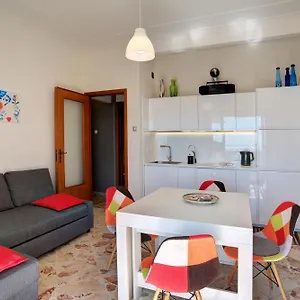 Floor Bentivoglio Apartment CTA