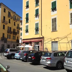 guest-house-le-tre-spezie.hotelitalianriviera.com/