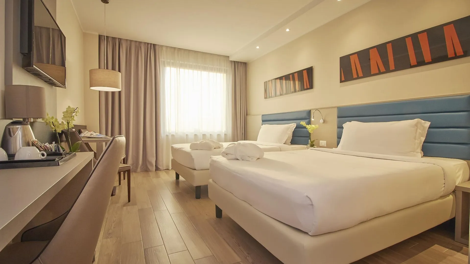 iH Hotels Milano Lorenteggio 4*, Milaan Italië