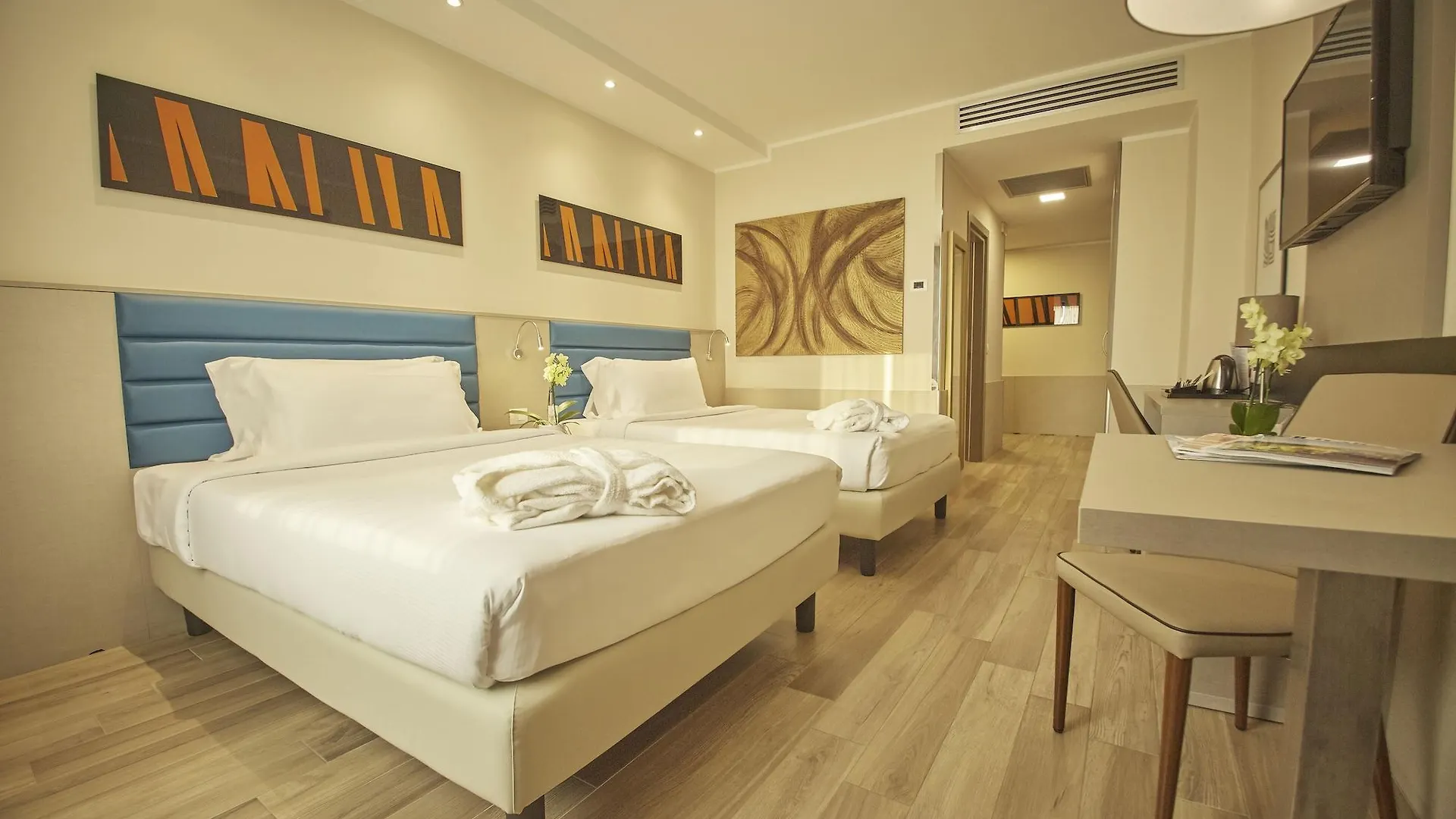 Ih Hotels Milano Lorenteggio 4*, Mediolan