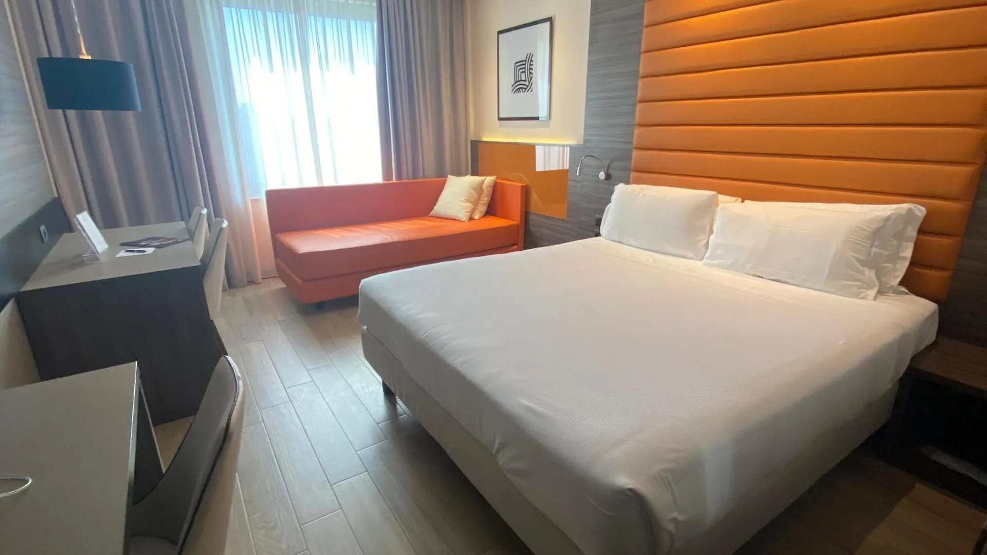 Ih Hotels Milano Lorenteggio Milan