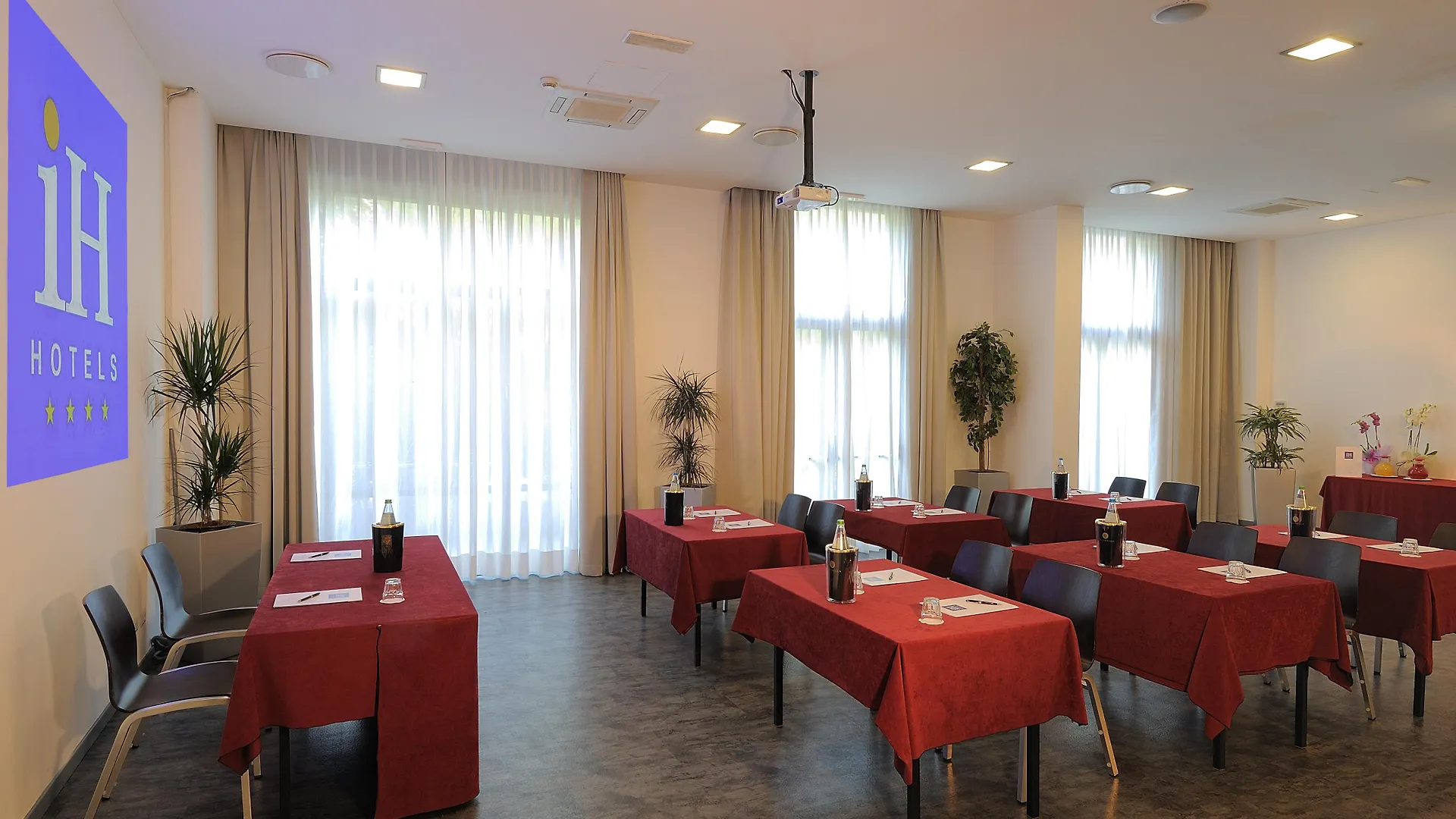 Ih Hotels Milano Lorenteggio